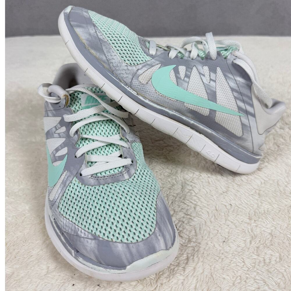 Nike Free 4.0 V4 Women's 8.5 White Grey Mint Running Shoes 642200-130